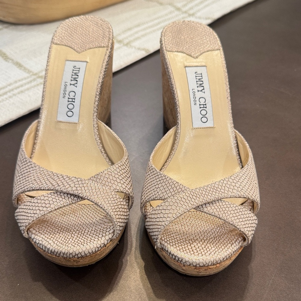 Jimmy Choo Textured Nude/Gold Platform Sandals - NEW w/o Box.